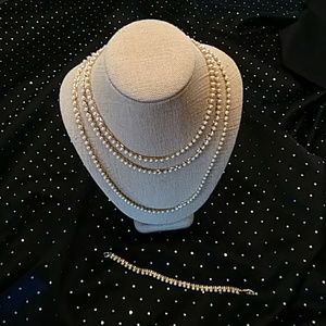 4 piece pearl & gold chain bracelet & necklace set